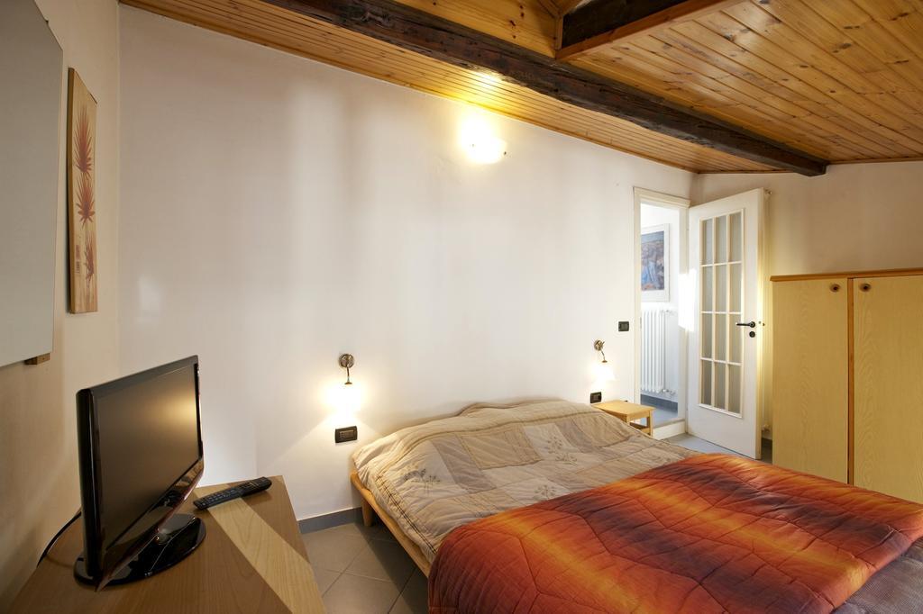 Bilocale Pieggio Apartamento Oggebio Exterior foto