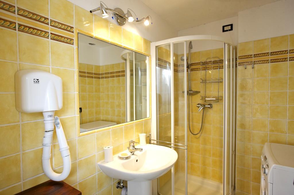 Bilocale Pieggio Apartamento Oggebio Exterior foto